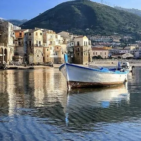 Fabiene Familyholidays Cefalu